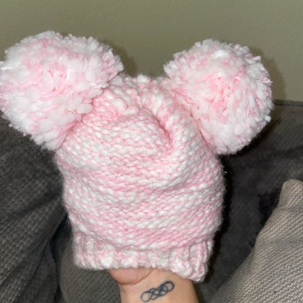 Beanie - Picture 2 of 3